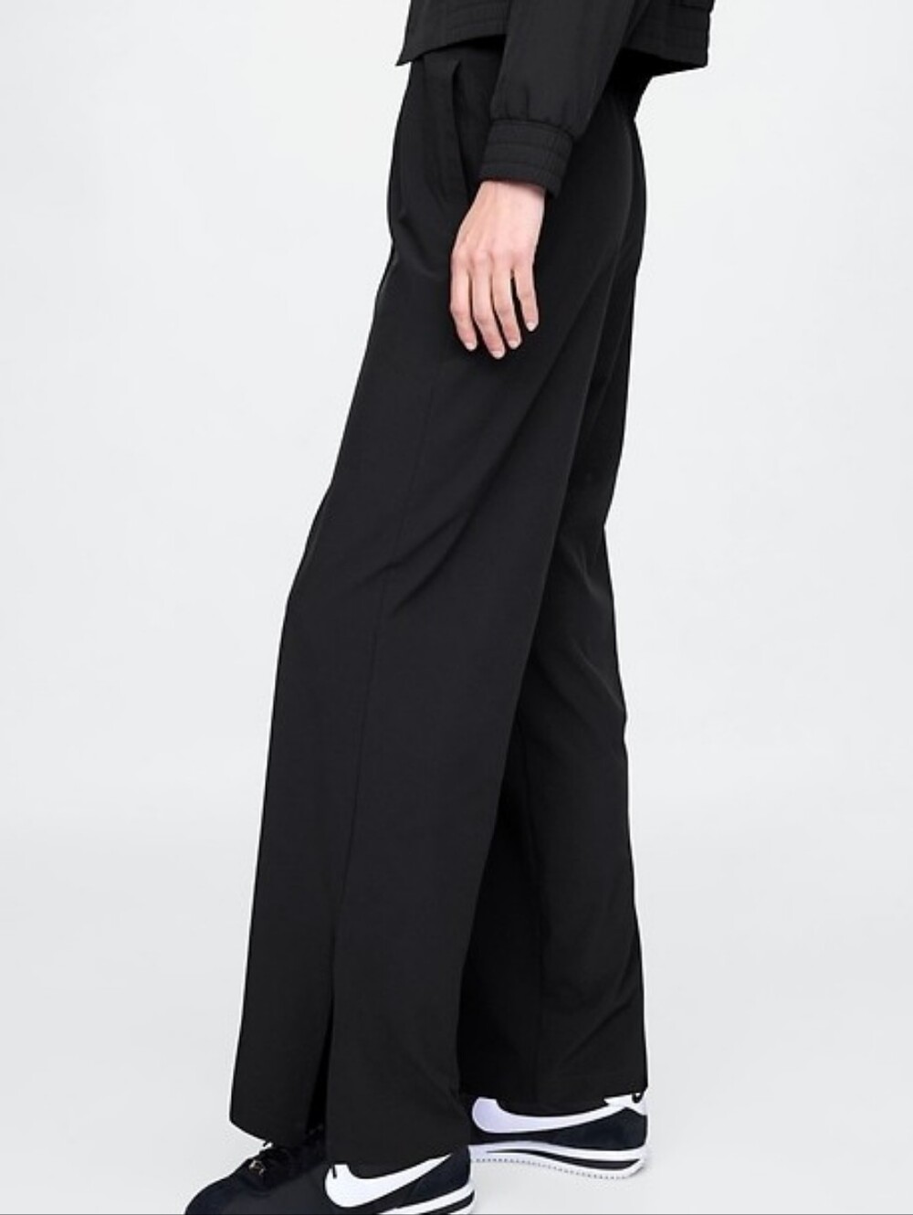 Sale: Women's GapFit Tech High Rise Split-Hem Pants - Large